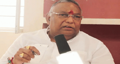 సీఎం నివాసానికి రాయపాటి.. బాబు తేల్చేస్తారా?