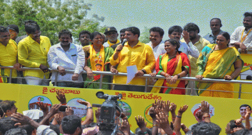 మంగళగిరిని మరో సైబరాబాద్‌ను చేస్తా: లోకేష్ 