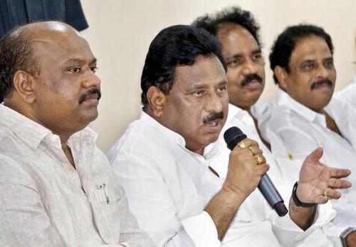 నాపై కోపంతో పోటీ చేస్తున్న తోట వాణి : చినరాజప్ప 