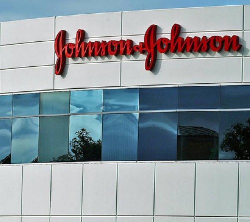 లోపభూయిష్టమైన హిప్‌ ఇంప్లాంట్స్‌ కేసు