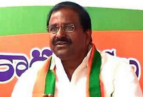 గ్రాఫిక్స్‌తో ప్రజలను మోసగిస్తున్న చంద్రబాబు : సోము వీర్రాజు 