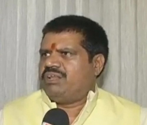 అమరావతిపై సీఎం జగన్ నిర్ణయం తీసుకుంటారు: మంత్రి అవంతి శ్రీనివాస్