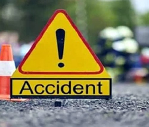 చెన్నై- హైదరాబాద్ జాతీయ రహదారిపై రోడ్డు ప్రమాదం.