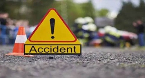 రోడ్డు ప్రమాదంలో ముగ్గురు మృతి
