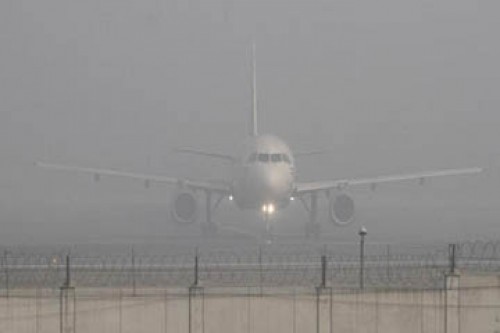 మంచు కారణంగా విమానాల రద్దు 