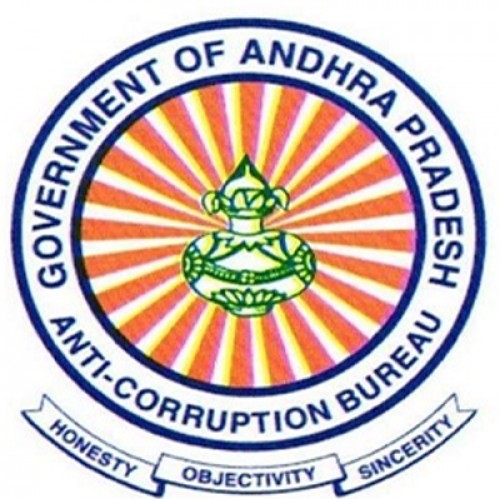 డిప్యూటీ కమిషనర్ ఇంట్లో ఏసీబీ తనిఖీలు