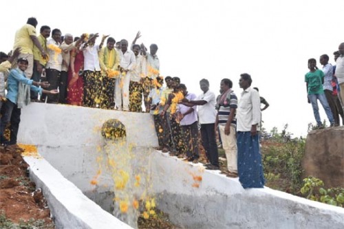 కృష్ణాజలాల కంటే ముందే గోదావరి జలాలు అందిస్తాం: మంత్రి దేవినేని