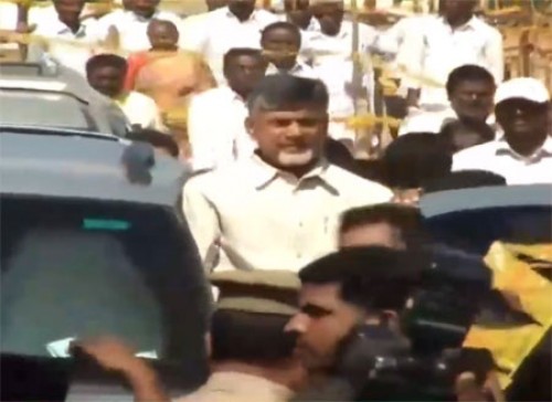 కుప్పం విమానాశ్ర‌యానికి శంకుస్థాప‌న చేసిన చంద్ర‌బాబు