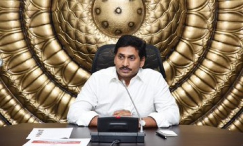 కాలేజీలు నిబంధనలు పాటించాలి: జగన్