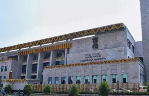 హైకోర్టును  తరలించాలనే ప్రతిపాదనను వ్యతిరేకిస్తూ  అడ్వొకేట్స్‌ జేఏసీ