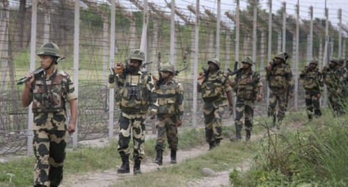 సరిహద్దుల్లో కమ్ముకుంటున్న యుద్ధ మేఘాలు