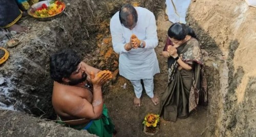 గురుకులాల్లో ప్రవేశానికి దరఖాస్తుల ఆహ్వానం