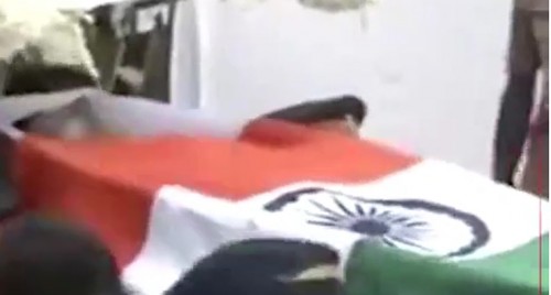 భక్తులతో కిక్కిరిసిన మద్దూరు ఎన్టీఆర్ ఘాట్