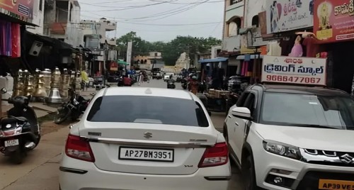 ప్రజలకు మరింత చేరువ చేస్తున్న జిల్లా పోలీసులు 