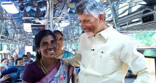 ఘోర రోడ్డు ప్రమాదం.. వ్యక్తి దుర్మరణం