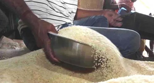 నందిగామలో కారు బోల్తా