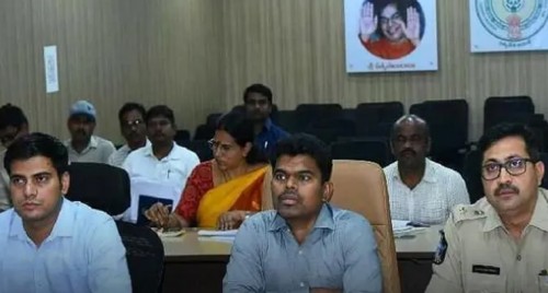 భార్యను ప్రియుడితో అలా చూసిన భర్త.. చివరకు!