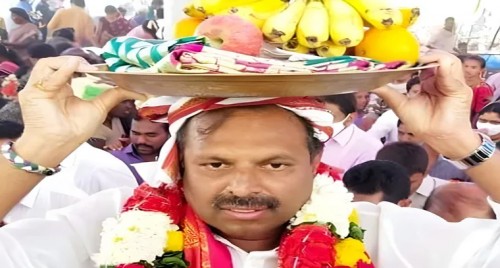 నెల్లూరులో పోలీసుల తీరు వివాదాస్పదం