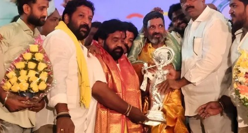 కన్నతల్లికి తలకొరివి పెట్టని కొడుకు..!