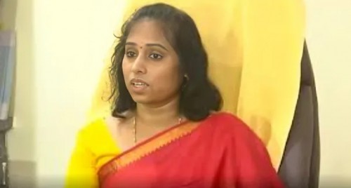 బాలిక కుటుంబాన్ని పరామర్శించిన సోమువీర్రాజు