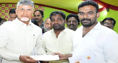 సర్కార్ నీటితో మినరల్ దందా..!