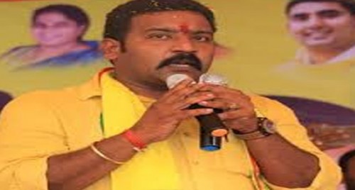  ఎమ్మెల్యే అశోక్‌ను అడ్డుకున్న వైసీపీ నేతలు