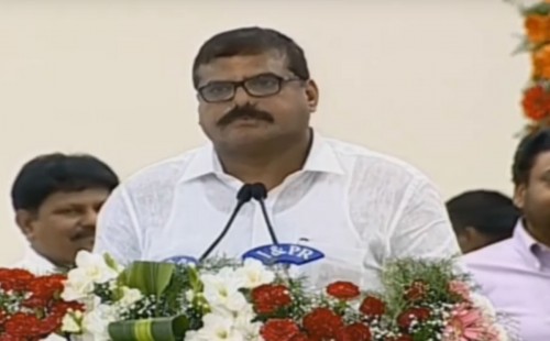 ప్రభుత్వానికి చెడ్డపేరు రానివ్వకుండా ఉద్యోగులు పని చేయాలి : బొత్స