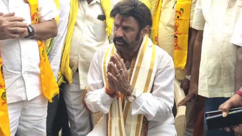 హిందూపురంలో రెండోరోజూ పర్యటిస్తున్న బాలకృష్ణ