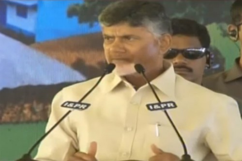 మహిళలు ఆత్మగౌరవంతో బతకాలి: సీఎం చంద్రబాబు