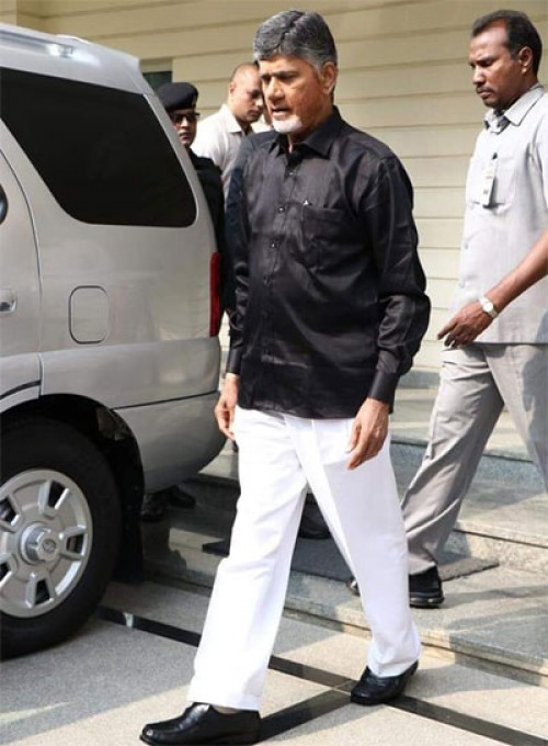 ఢిల్లీ బయల్దేరిన సీఎం చంద్రబాబు