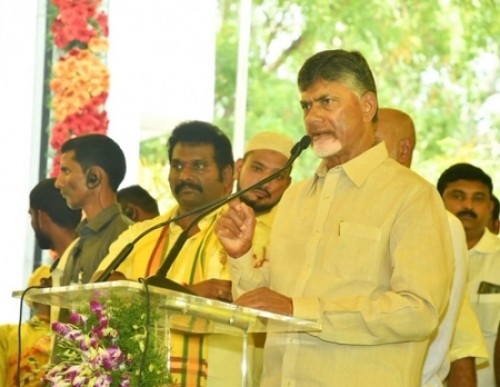 వారిచ్చిన హామీలు ఏ మేరకు నెరవేరుస్తారో చూద్దాం: చంద్రబాబు