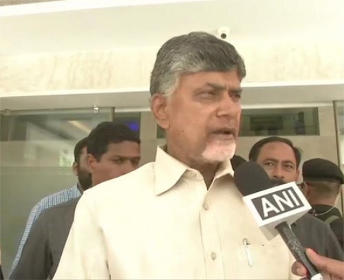 అమరావతి బయల్దేరిన చంద్రబాబు