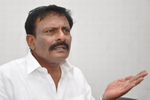 రాయలసీమవాసులపై కేసీఆర్ అక్కసు: బైరెడ్డి