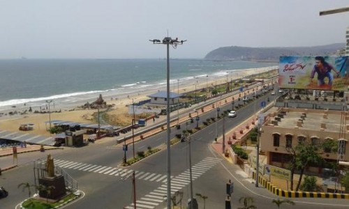 బీచ్ రోడ్‌లో ఫిట్ ఇండియా ఫ్రీడమ్ రన్