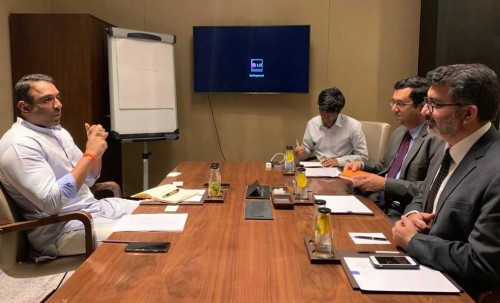  వివిధ పారిశ్రామికవేత్తలు, సంస్థల ప్రతినిధులతో మంత్రి మేకపాటి చర్చలు