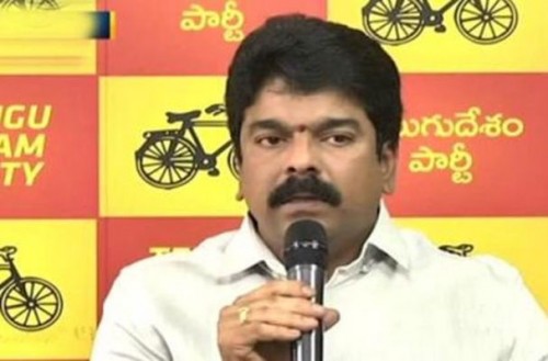 టీడీపీ కార్యకర్తలను వేధిస్తున్నారు: బోండా ఉమా