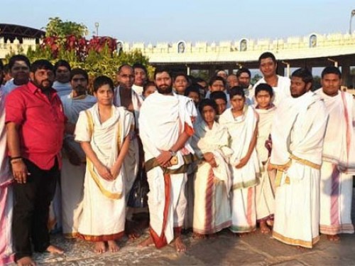బ్రాహ్మణులకు సంక్రాంతి కానుక