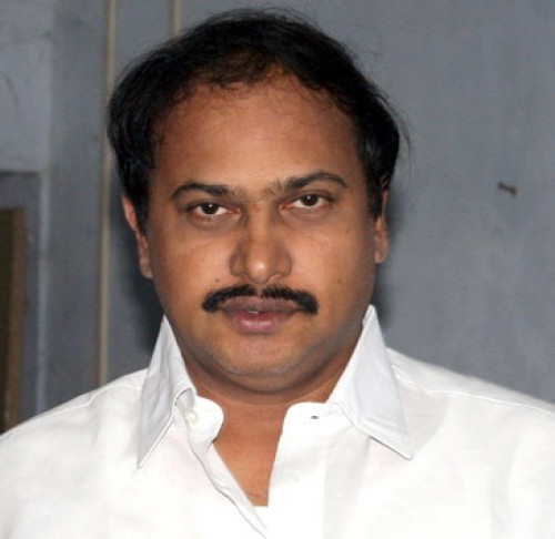 కేసీఆర్‌ ట్రాప్‌లో జగన్ : బూర్లగడ్డ వేదవ్యాస్