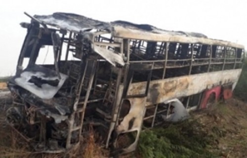 ప్రైవేటు ట్రావెల్స్ బస్సు దగ్ధం