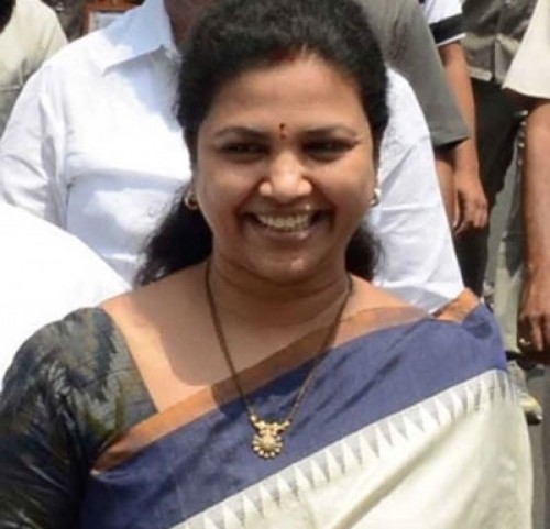 చేనేత ను జీఎస్టీ పరిధి నుంచి తొలగించాలి: ఎంపీ బుట్టా రేణుక