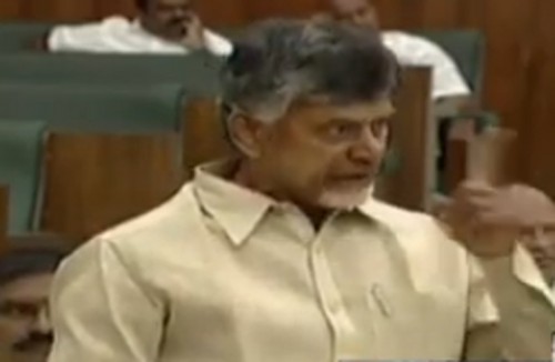 కెసిఆర్‌ హిట్లర్‌ అని అప్పట్లో చెప్పింది జగన్‌ కాదా? : చంద్రబాబు 