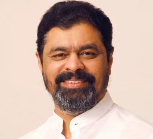 సీఎం రమేష్ నివాసంలో పోలీసుల సోదాలు