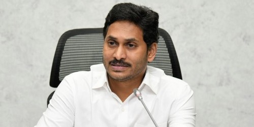 ఉద్యోగుల ఆందోళనపై స్పందించిన సీఎం జగన్