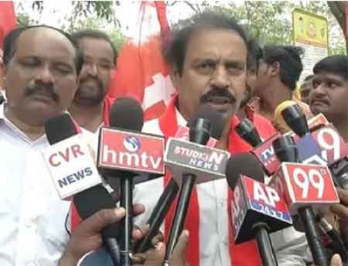 పవన్ కళ్యాణ్ పై సీపీఐ నేత రామకృష్ణ ఆగ్రహం