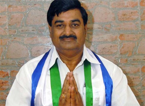 అమరావతి-అనంతపురం ఎక్స్‌ప్రెస్‌ వే నిర్మాణానికి ప్రాధాన్యం : ధర్మాన కృష్ణదాస్‌