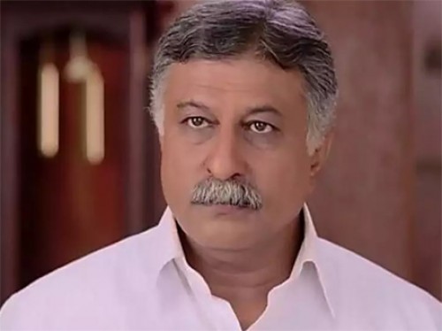 డబ్బు తరువాత ఇస్తానని ఆభరణాలు కొన్న మరాఠీ నటుడు