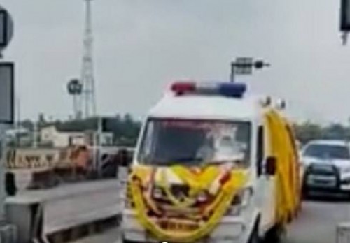 గుంటూరు పార్టీ ఆఫీసుకు చేరుకున్న కోడెల పార్దీవదేహం