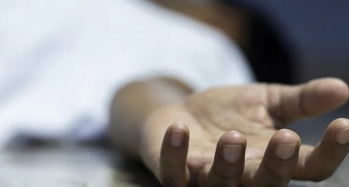 రైల్వే లైన్ పై యువకుడు అనుమానస్పద మృతి
