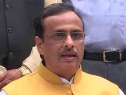 రాజకీయ కుంగుబాటుకు లోనైన మాయావతి : యుపి ఉప ముఖ్యమంత్రి