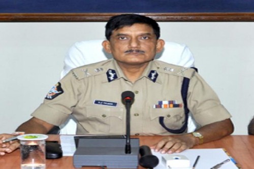 రేవ్‌ పార్టీ డ్రగ్స్‌ కేసులో ఆరుగురు అరెస్టు : డీజీపీ ఠాకూర్‌